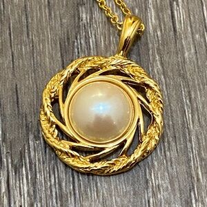 VTG MONET NECKLACE